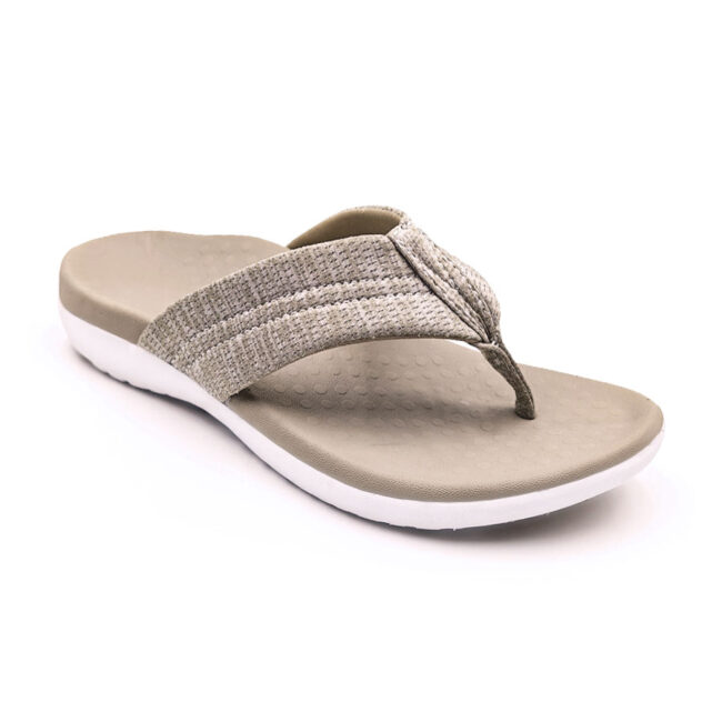Active slipper with arch support